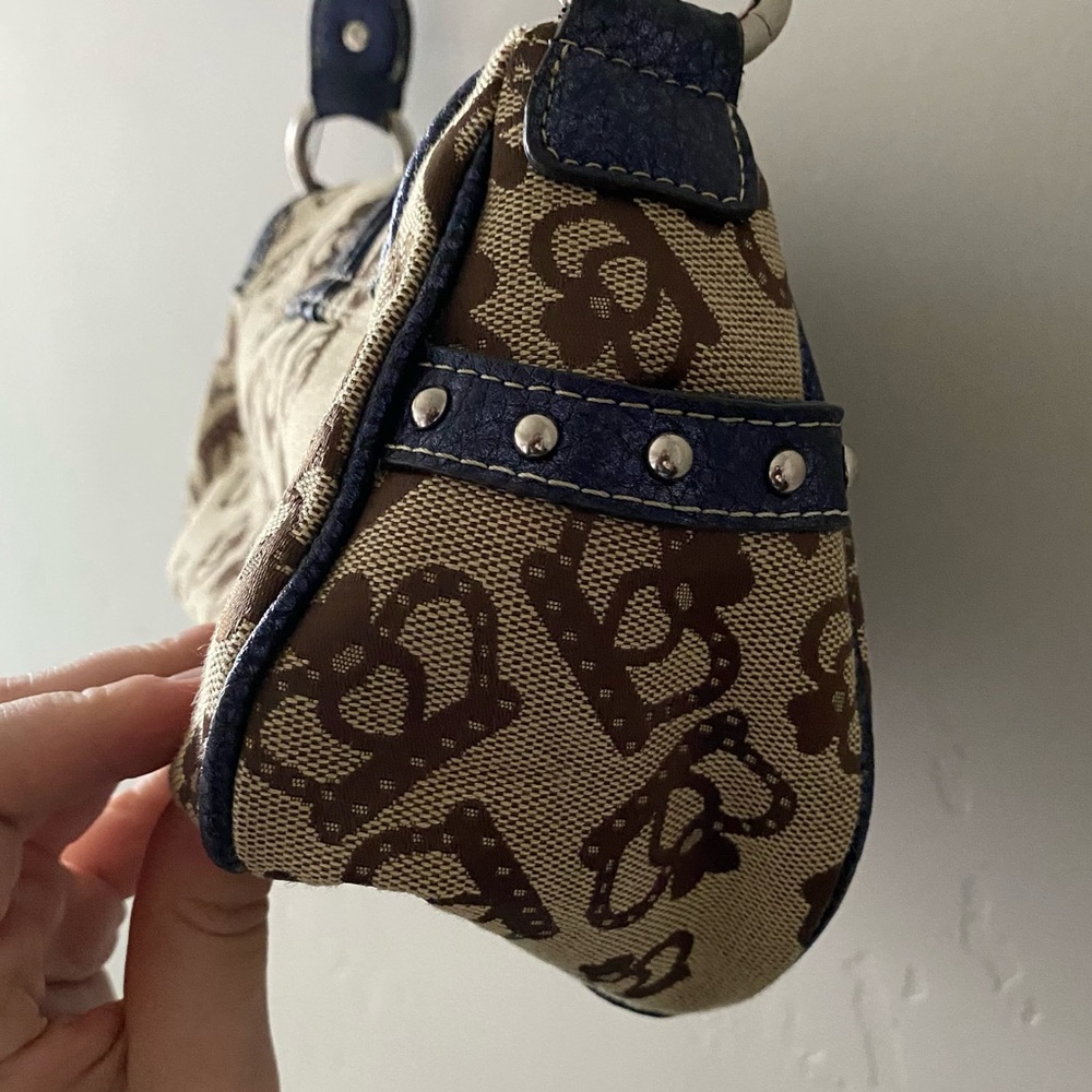 Hand Bag - Picture 4 of 4